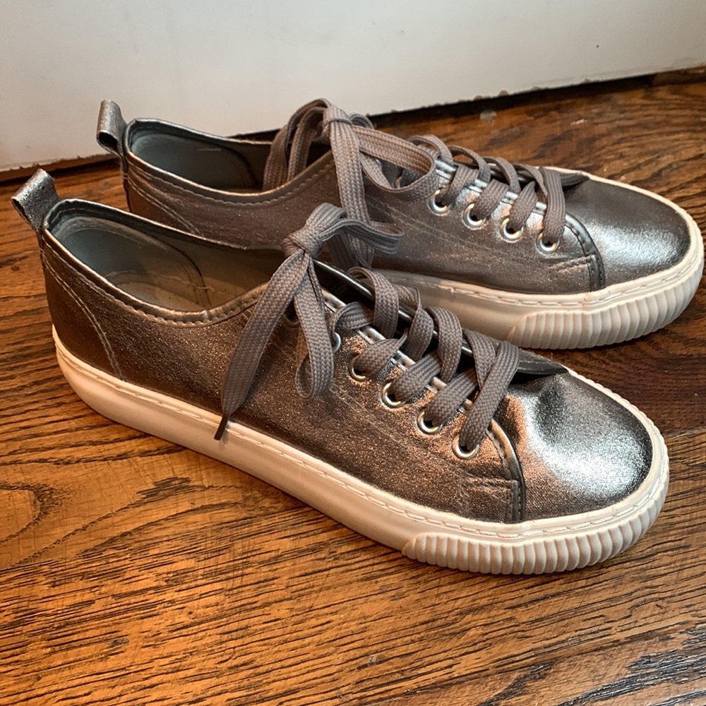 (Never worn outside) DNA New York sparkling silver sneakers - Picture 3 of 5